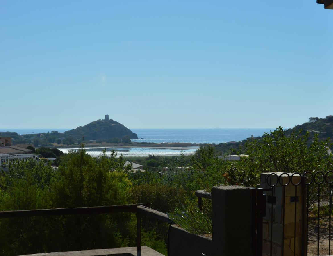 Vila Sa Tiria Chia Exteriér fotografie