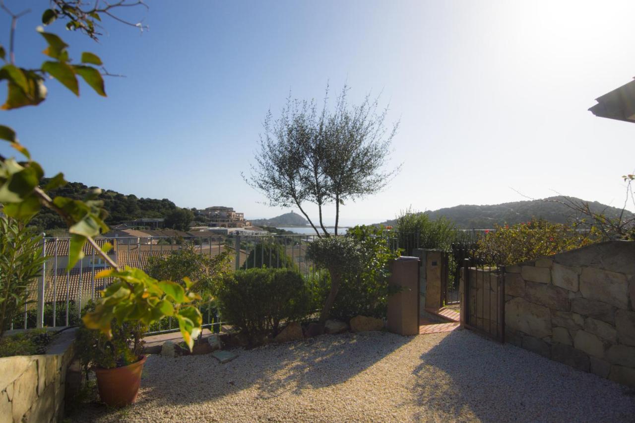 Vila Sa Tiria Chia Exteriér fotografie