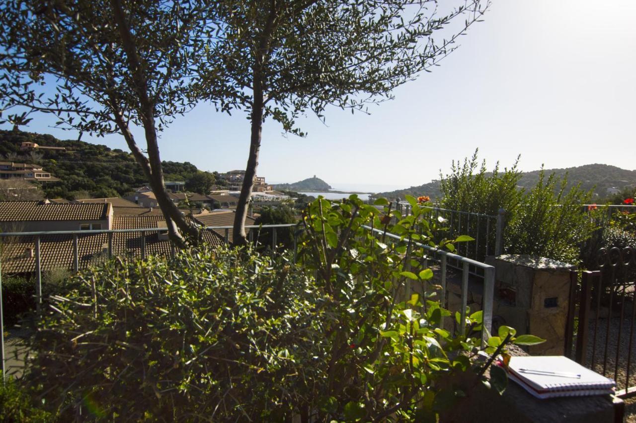 Vila Sa Tiria Chia Exteriér fotografie
