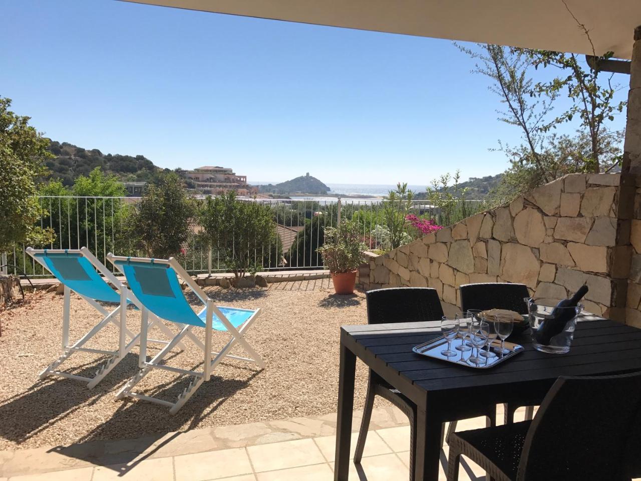 Vila Sa Tiria Chia Exteriér fotografie