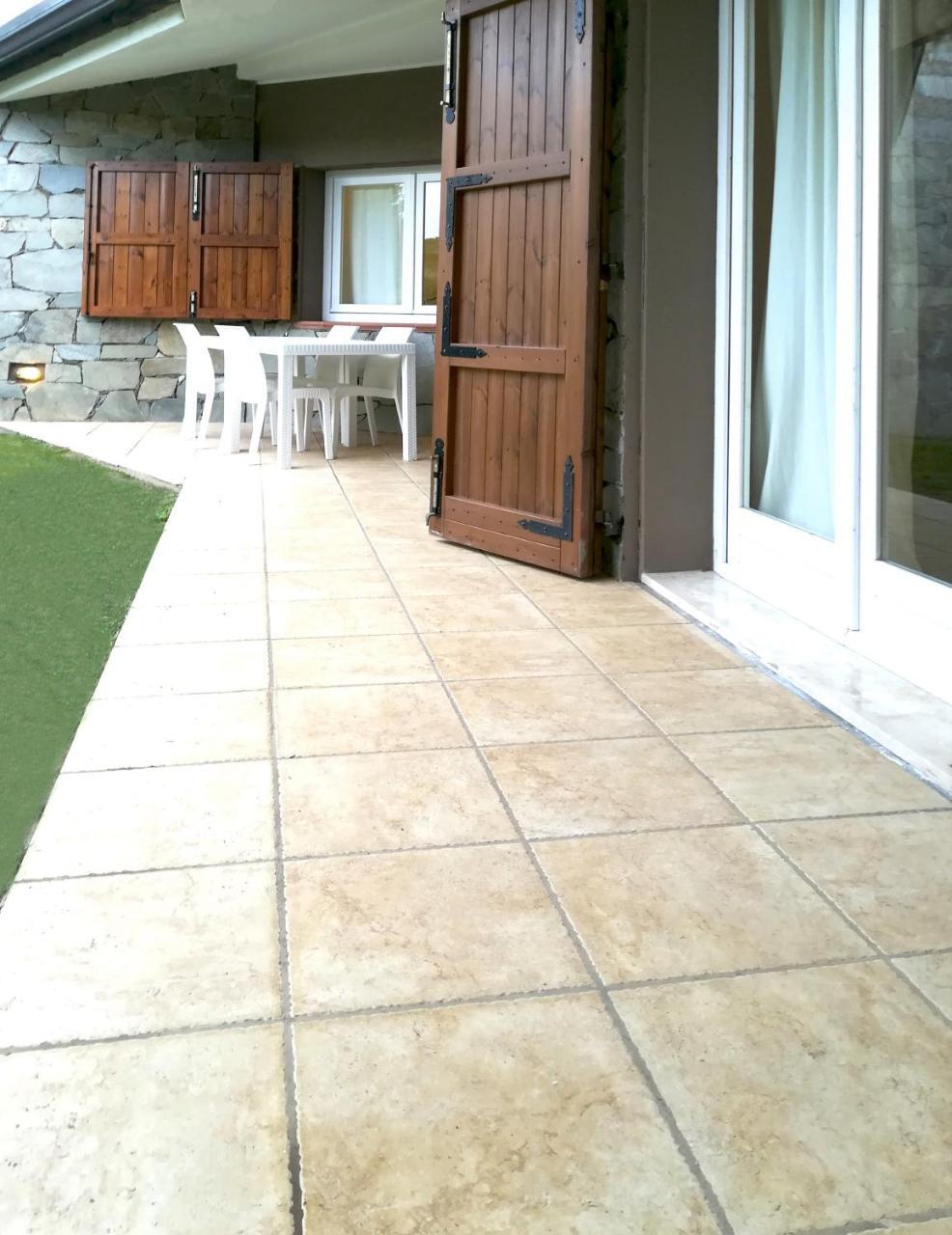 Vila Sa Tiria Chia Exteriér fotografie